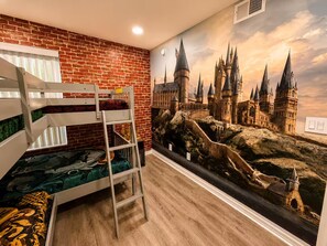 Room - Magical 3BR Near Disney Pool, Hot Tub, Gym&Parking (Kissimmee)