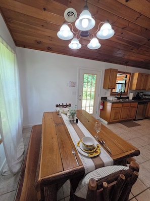 Coffee/tea maker, fridge - Cozy Mountain Retreat - Private Hot Tub & Fire Pit (Sevierville)