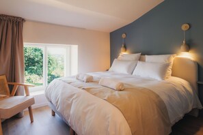 Comfort Double Room - Domaine de la Comté (la flocellière)