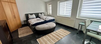 Modern apartment that sleeps 6