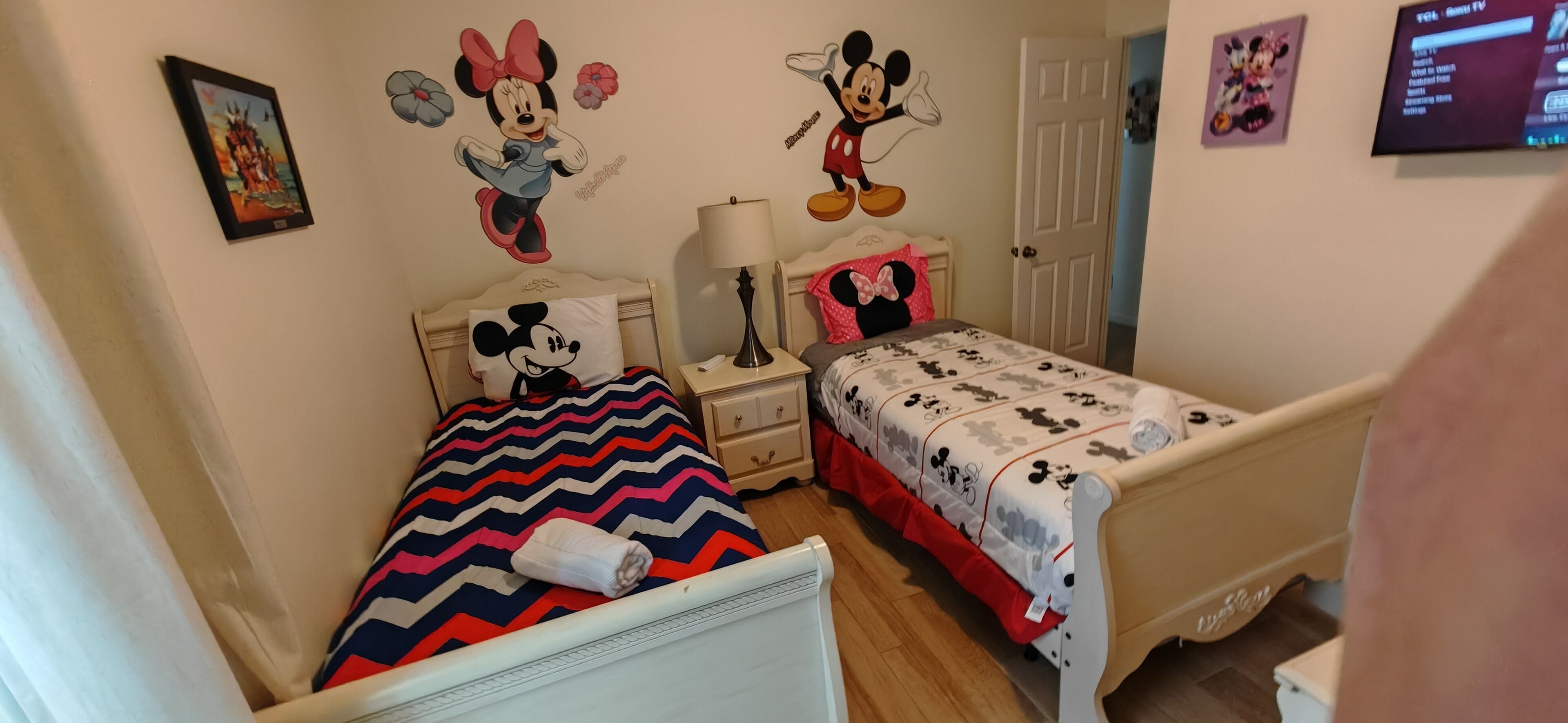 4 bedrooms, iron/ironing board, free WiFi, bed sheets