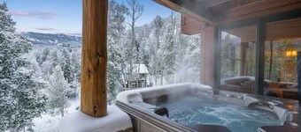 Scenic Mountain Village Stay - Hot Tub , Gym