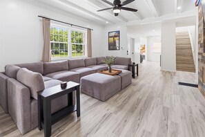TV, fireplace - The Social House - 7BR, Hot Tub & Pool Table (Indianapolis)