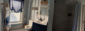 Bathroom - Charming Coastal Cottage 2BR 2nd Floor, UNIT 2 @ The Weaver House Guest Suites. (Utica)