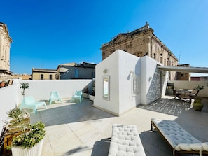 Outdoor dining - San Giuseppe 9 Terrazza Suite (SIRACUSA)