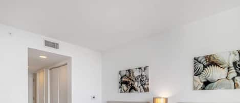 2 bedrooms, desk, iron/ironing board, travel crib