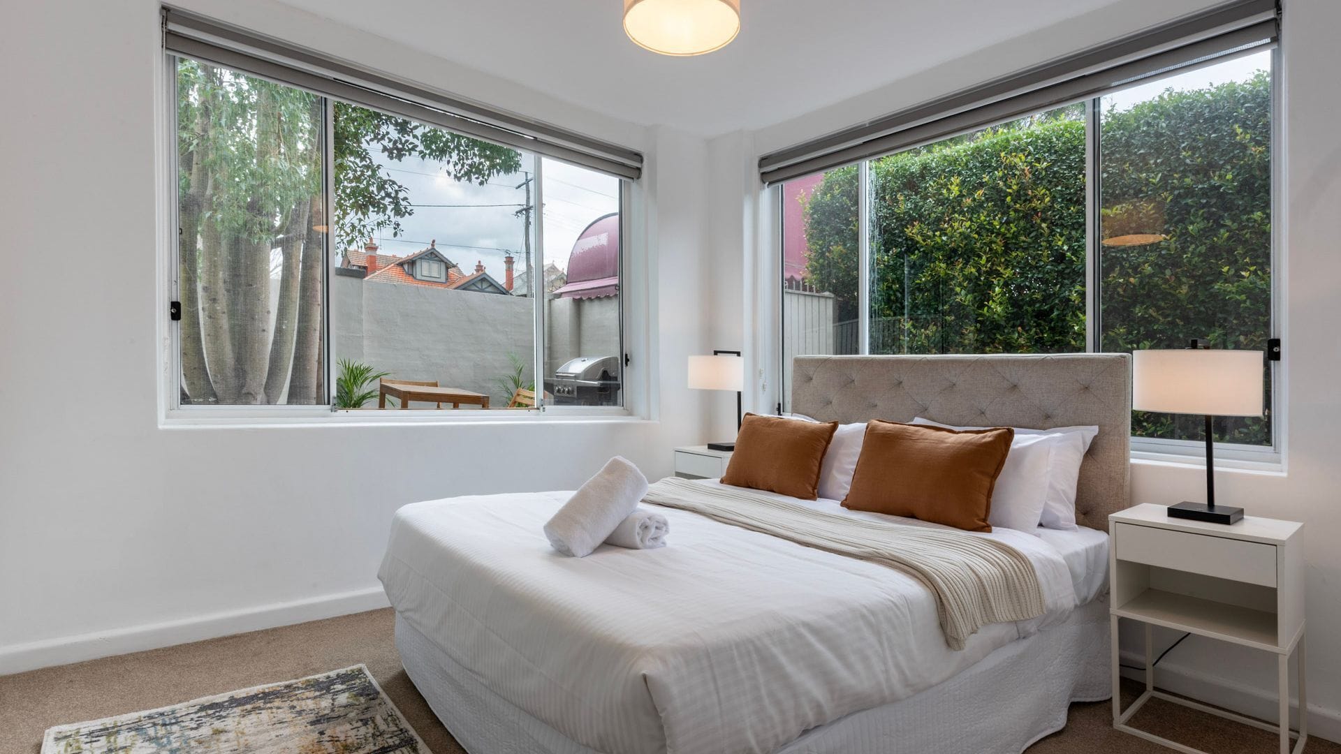 1 chambre, fer et planche à repasser, Wi-Fi gratuit, draps fournis