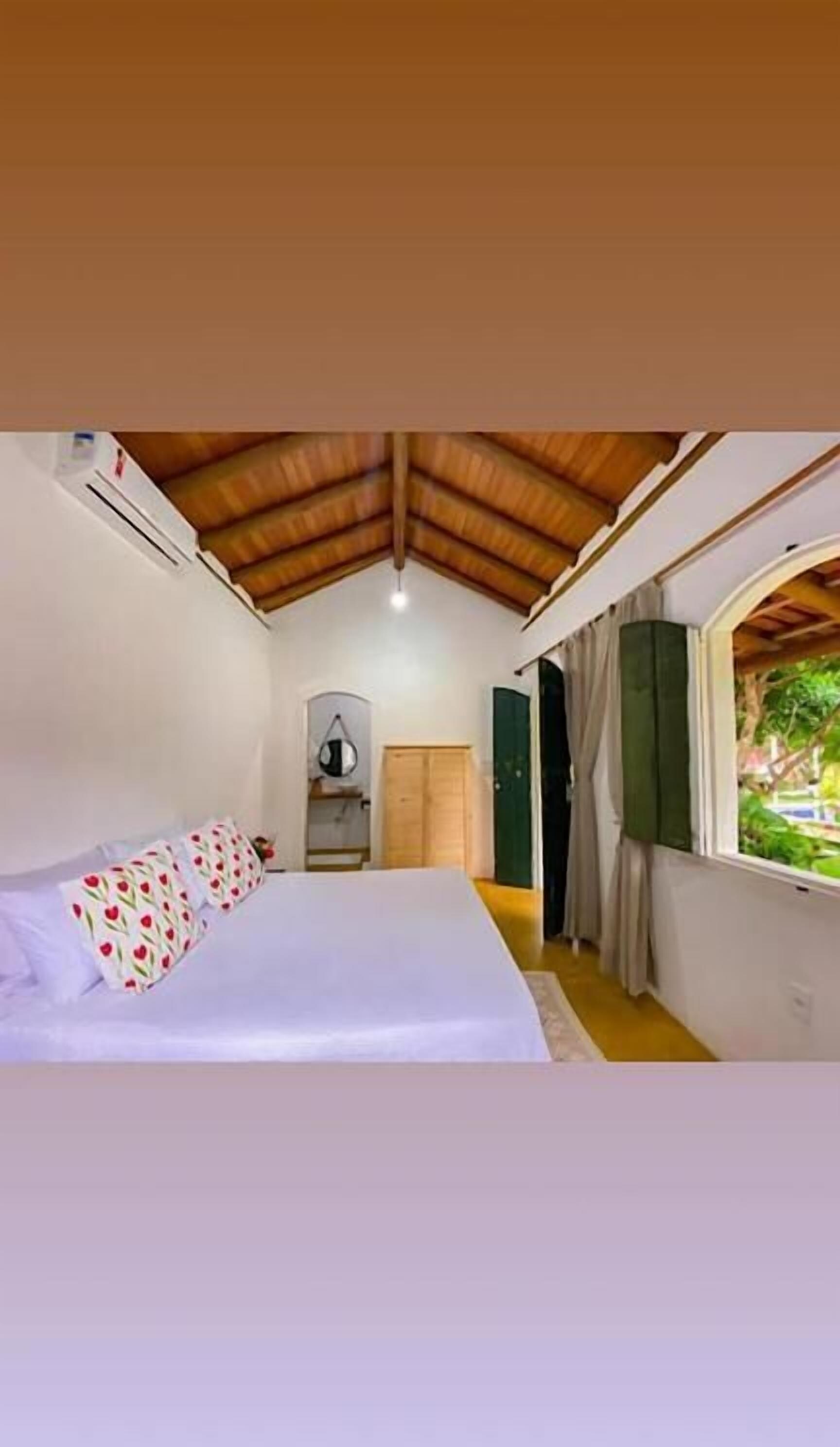 Habitación doble, vistas al jardín | Tabla de planchar con plancha y wifi gratis