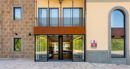 Best Western Plus Carolus Park Hotel