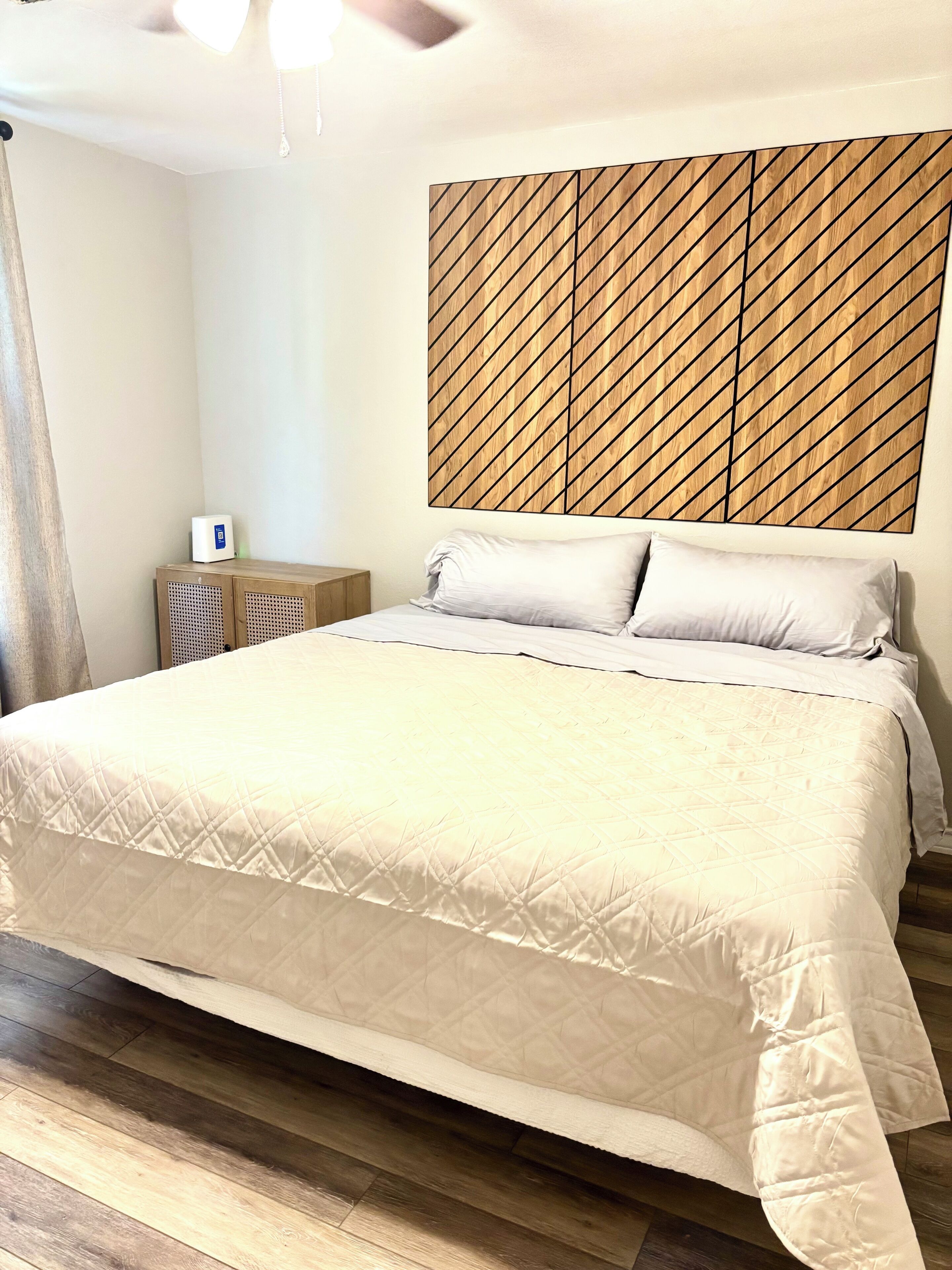 2 bedrooms, iron/ironing board, WiFi, bed sheets