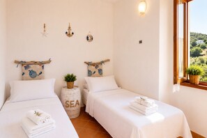 Unclassified image, 3 of 10, button - Charming 2-bedroom House in Gallura, North-east Sardinia (Santa Teresa di Gallura)