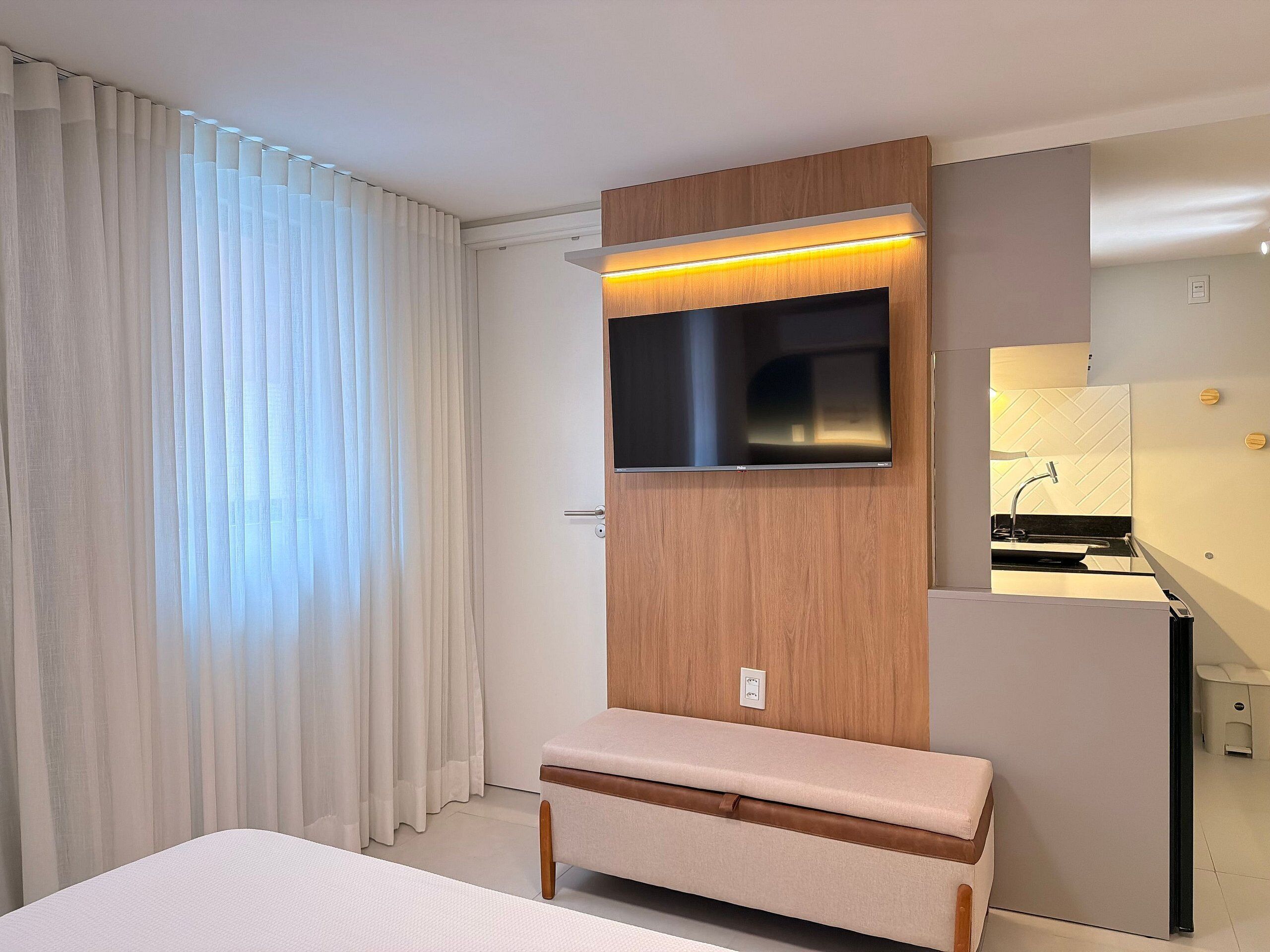 Basic Studio | Blackout curtains, free WiFi