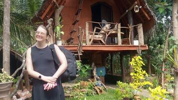 Family Tree House, Balcony, Garden View | Property grounds