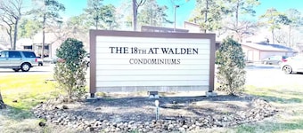 Cozy 1-bedroom condo near Lake Conroe