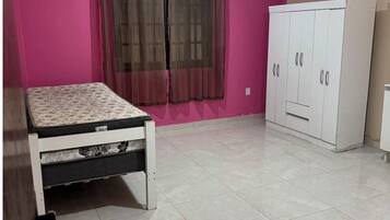 2 quartos, ferros/tábuas de passar roupa, Wi-Fi