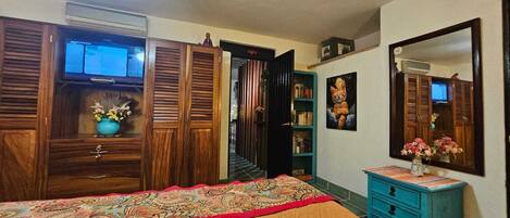 1 bedroom, iron/ironing board, Internet, bed sheets