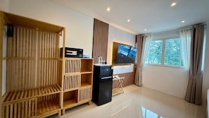 Room, 1 Bedroom, Smoking | Interior - Room-time Out Beachfront Suites (Patong)