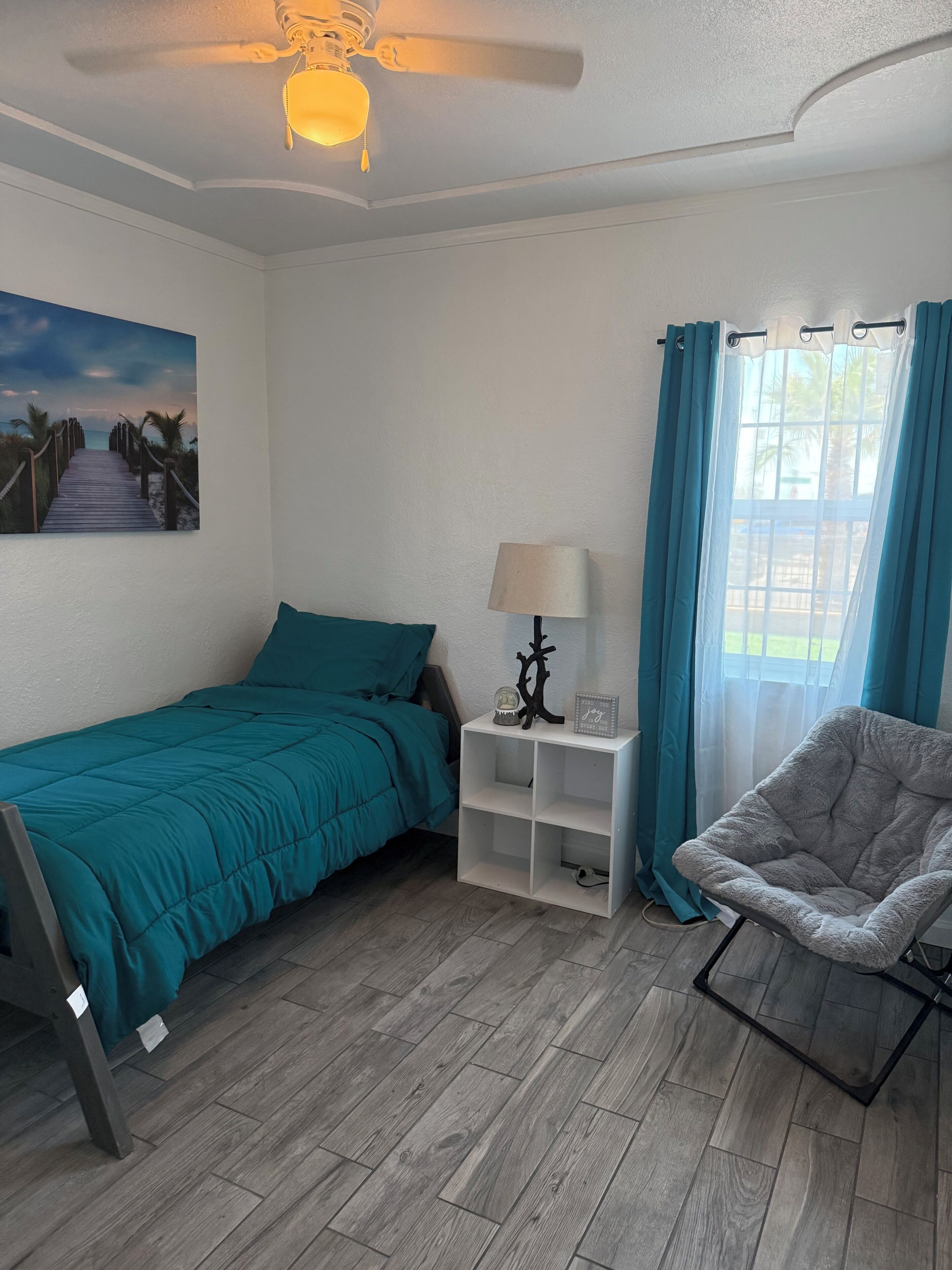 3 bedrooms, Internet
