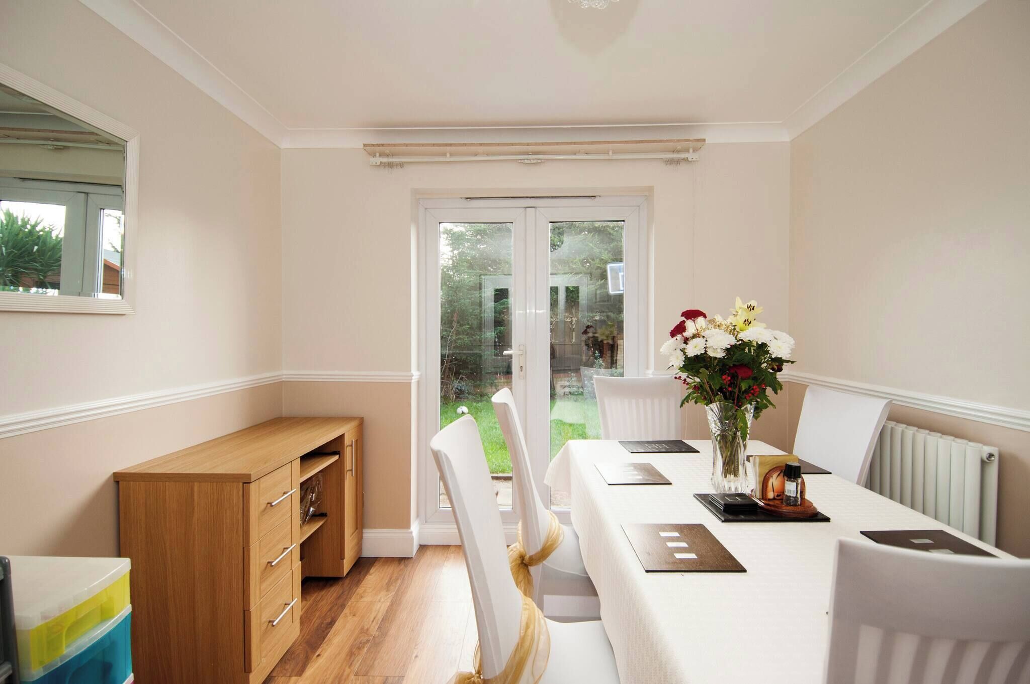 Dormitorio compartido, 1 habitación, chimenea | Comedor
