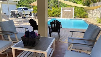 House, 4 Bedrooms, Smoking, Private Pool | Terrace/patio