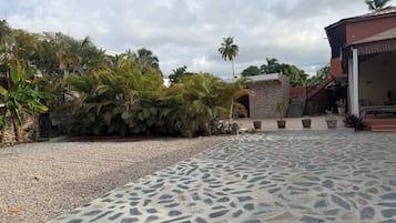 House, 4 Bedrooms, Smoking, Private Pool | Property grounds