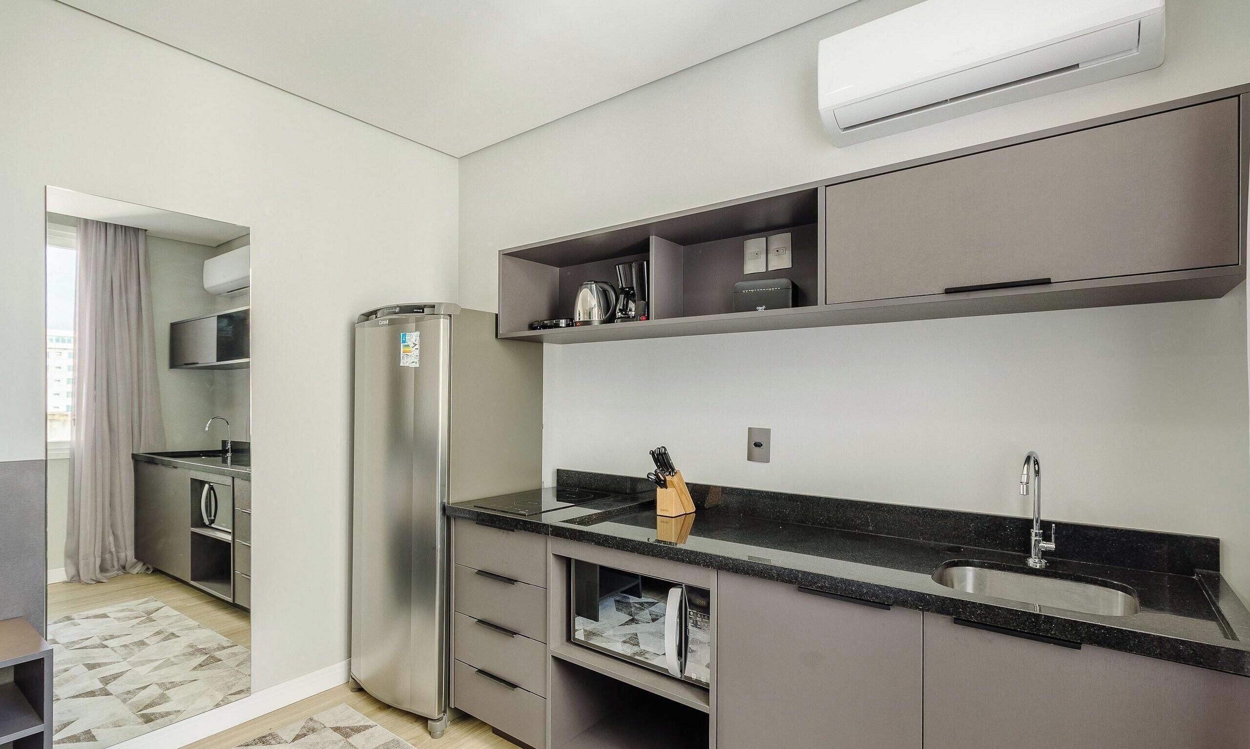 Basic Apartment | Private kitchen
