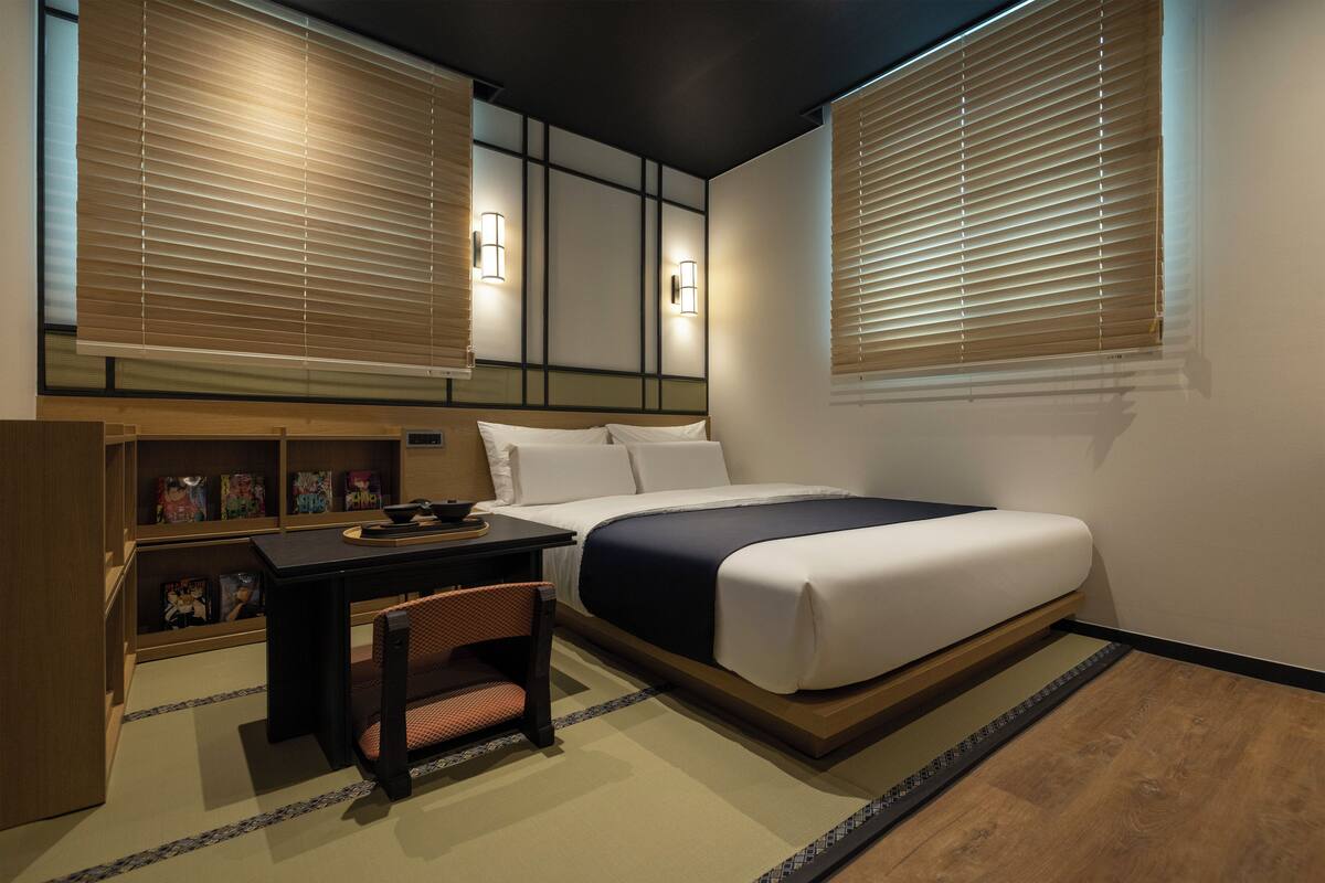 Comic Book Room | Hypo-allergenic bedding, free WiFi, bed sheets
