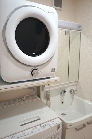 Interior - SALE | 7-minute drive from Hirome Market | Entire 2-bedroom house (60 ㎡) | Sleeps up to 6 | Free parking | A great base for exploring Kochi (高知市)