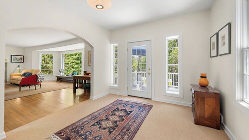 Historic Door County Farmhouse | Fireplace & Quiet