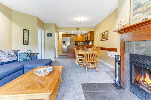 Modern Ski-in/Ski-Out Winterplace Condo