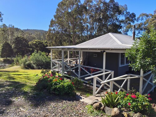 Prana Cottage: Cosy Hunter Valley Escape | Peaceful | Wildlife | Nature Views