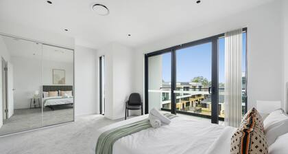 Stylish Brand New 3BR Home | Sleeps 10
