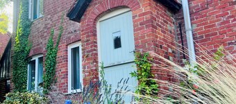 Beautiful Rural Dorset Cottage Escape - Sleeps 8