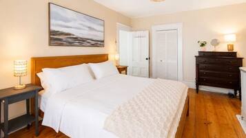 Desk, iron/ironing board, travel crib, WiFi