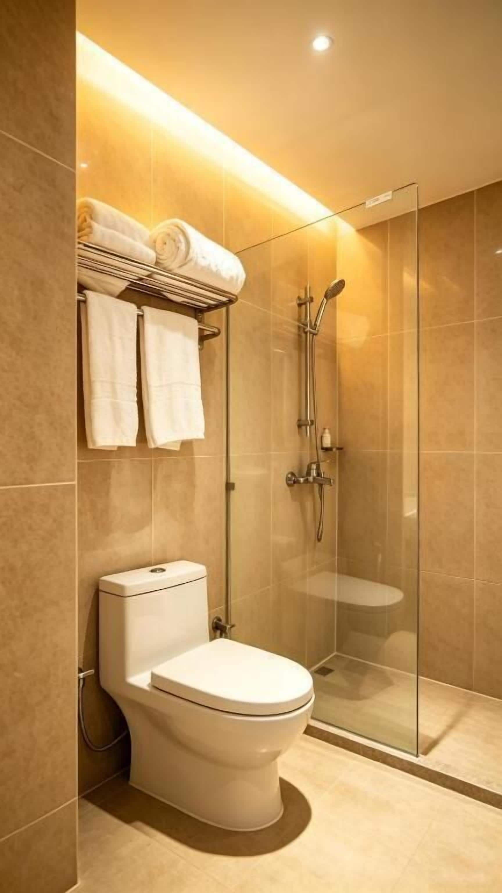 Deluxe Twin Room, City View | Bilik Mandi