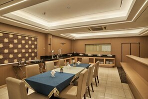 Dining - BTC HOTEL SDN BHD (MELAKA)