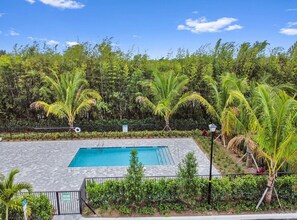 Pool - Modern Luxury 4BR Oasis - Near Beaches, Airport & Downtown (West Palm Beach)