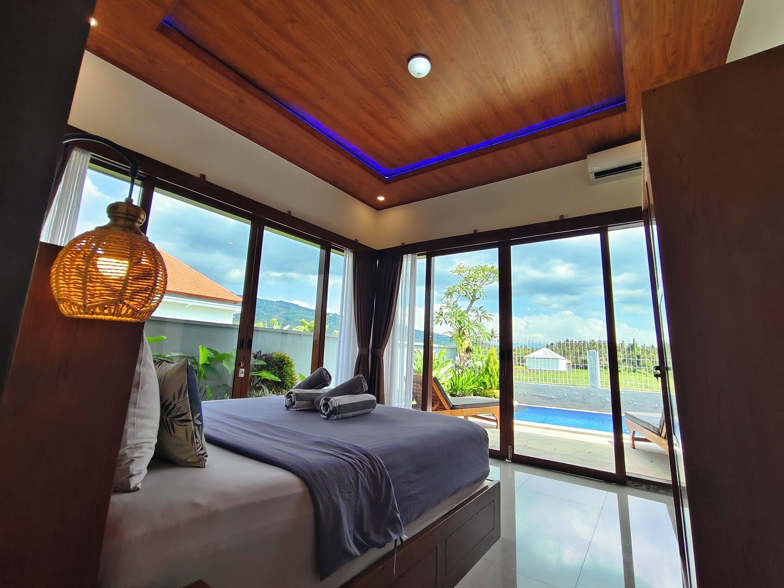 1 bedroom, in-room safe, iron/ironing board, free WiFi