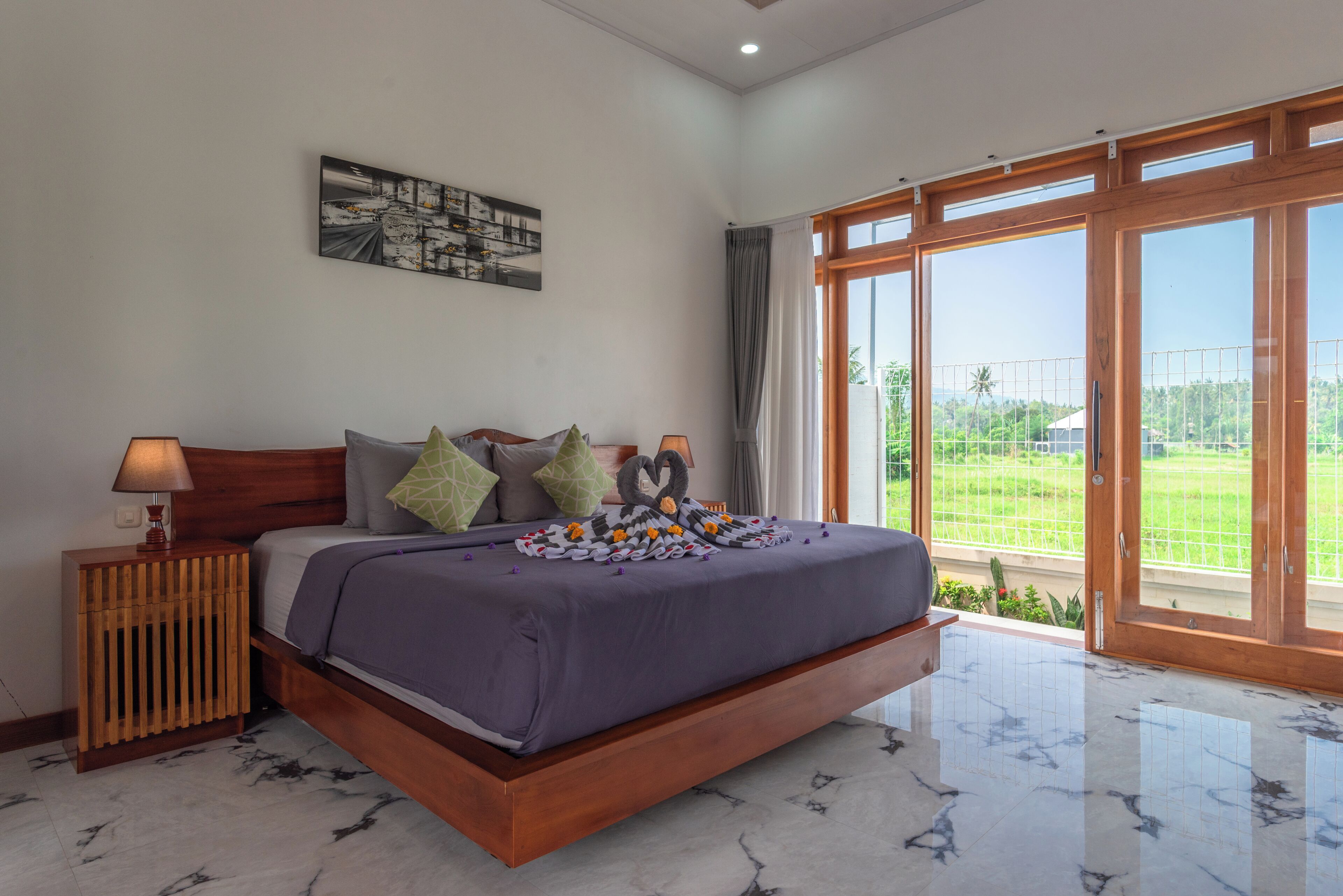 1 bedroom, in-room safe, iron/ironing board, WiFi (free)