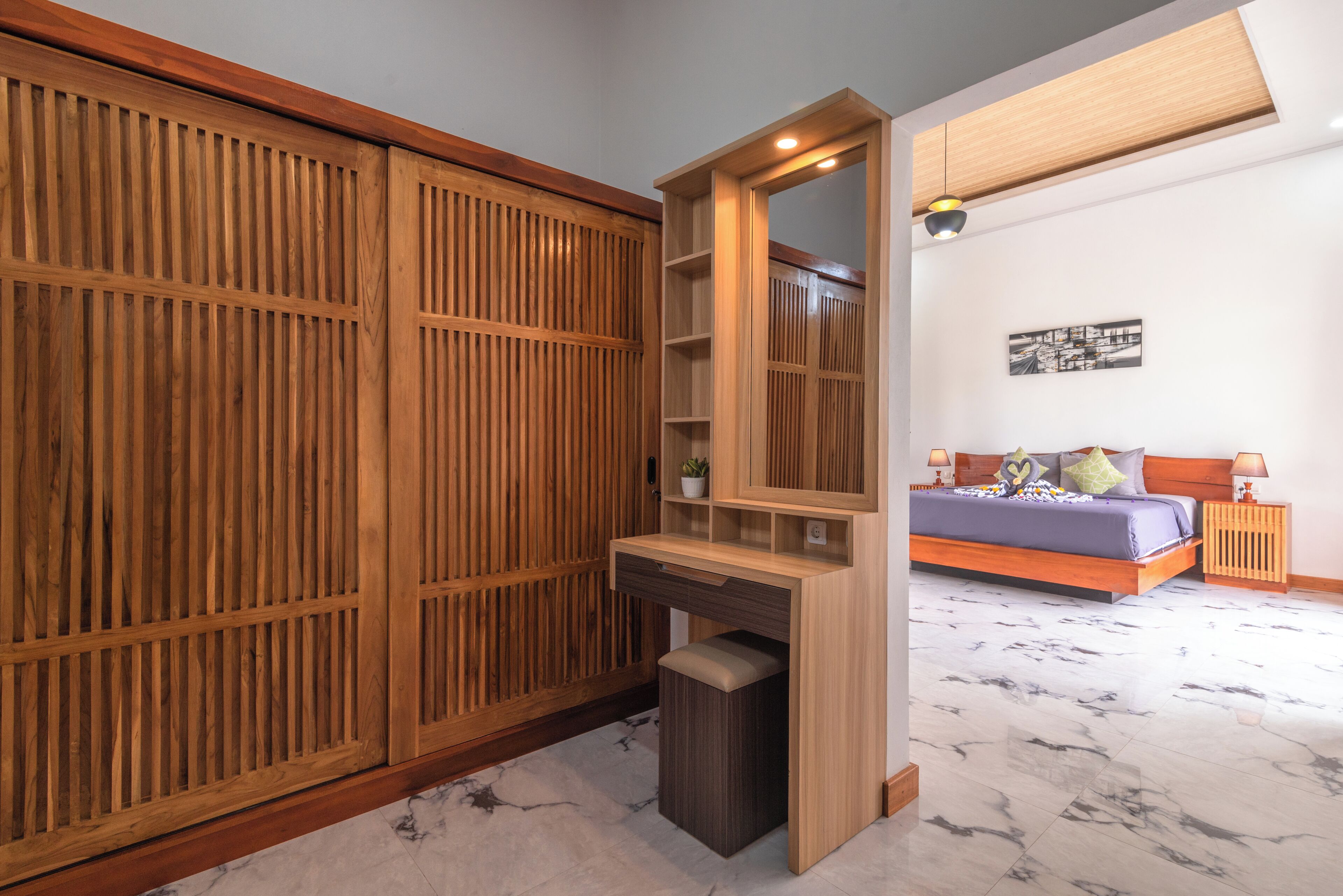 1 bedroom, in-room safe, iron/ironing board, WiFi (free)