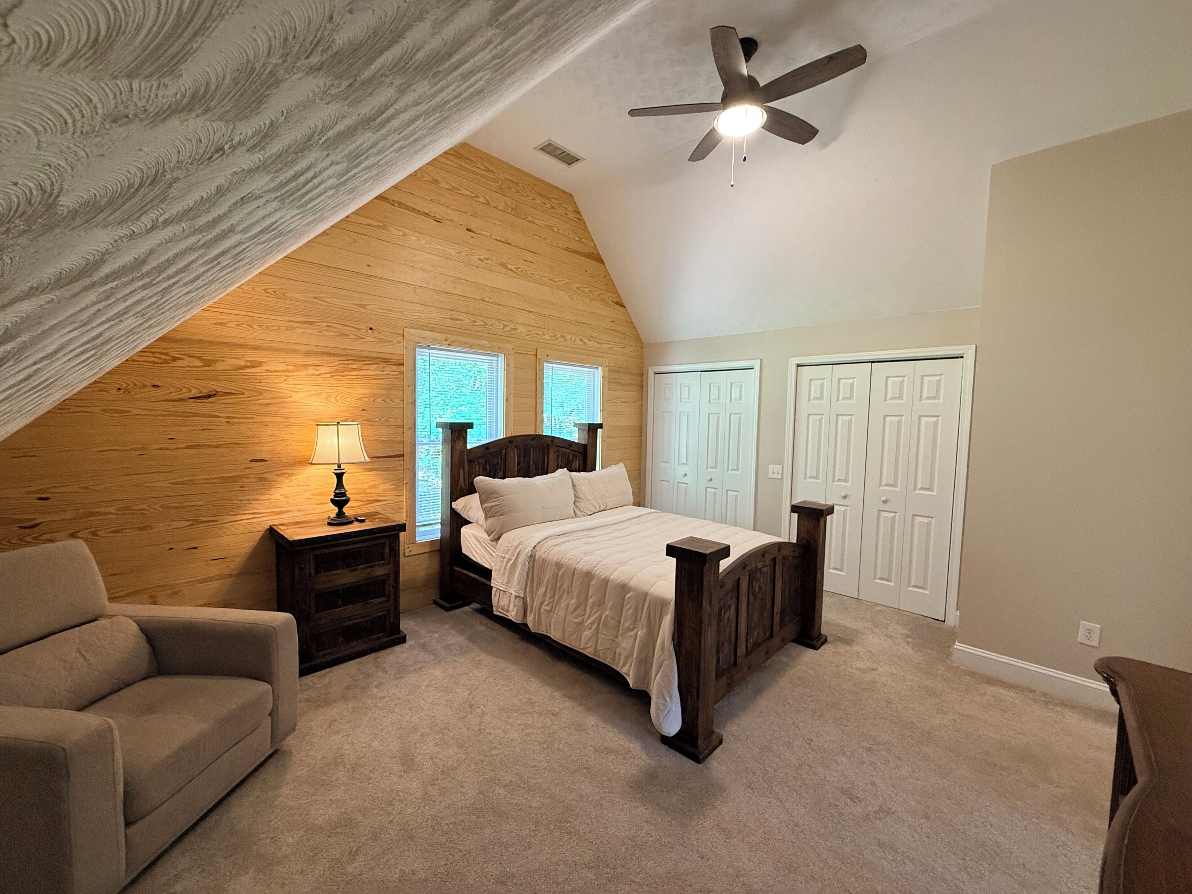 Iron/ironing board, travel crib, WiFi (free), bed sheets