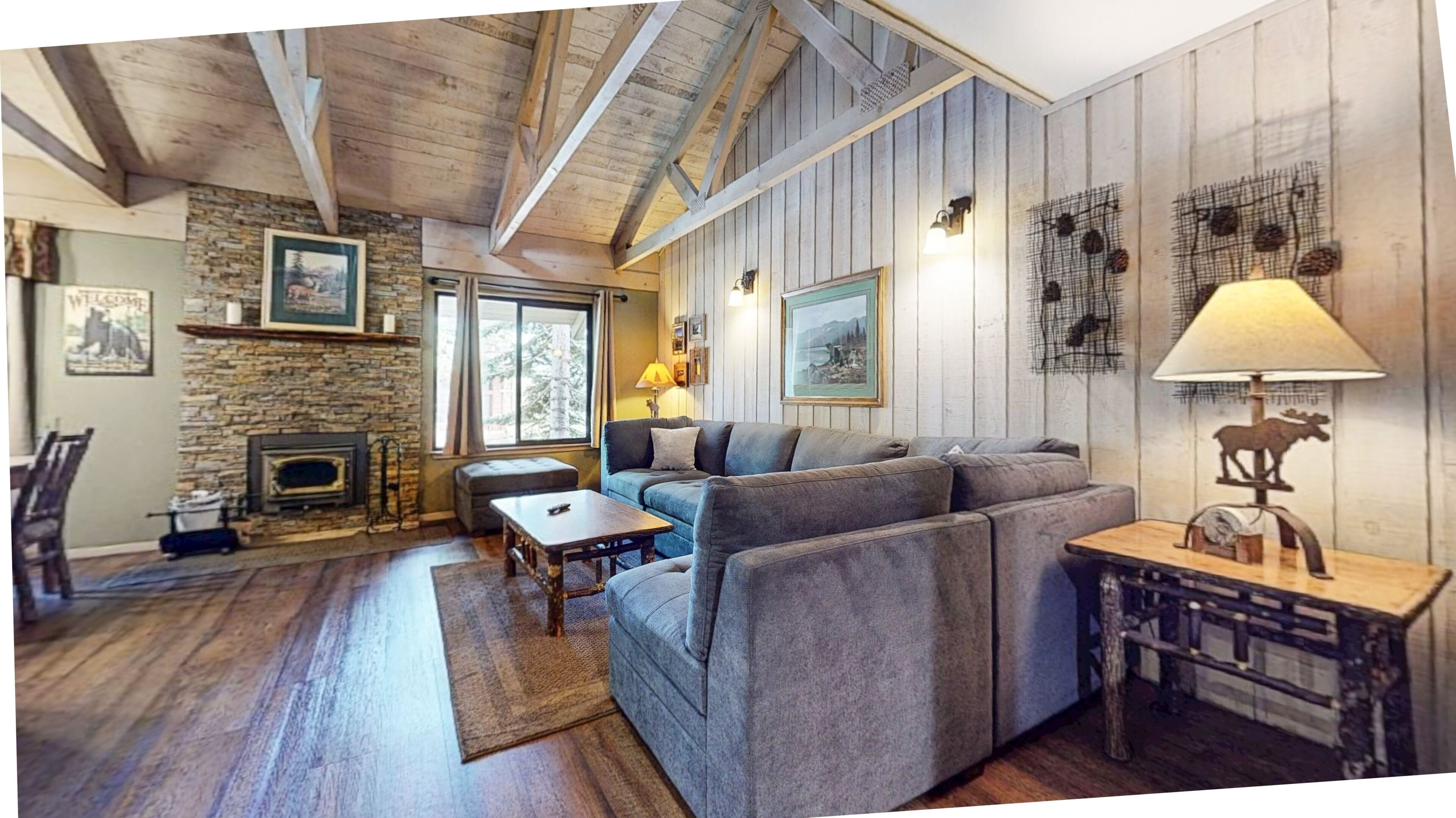 Condo, 2 Bedrooms | Living area | Smart TV