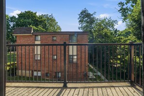 Apartment, 1 Bedroom | Property grounds