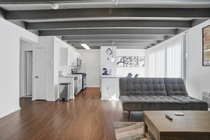 Apartment, 1 Bedroom | Living area