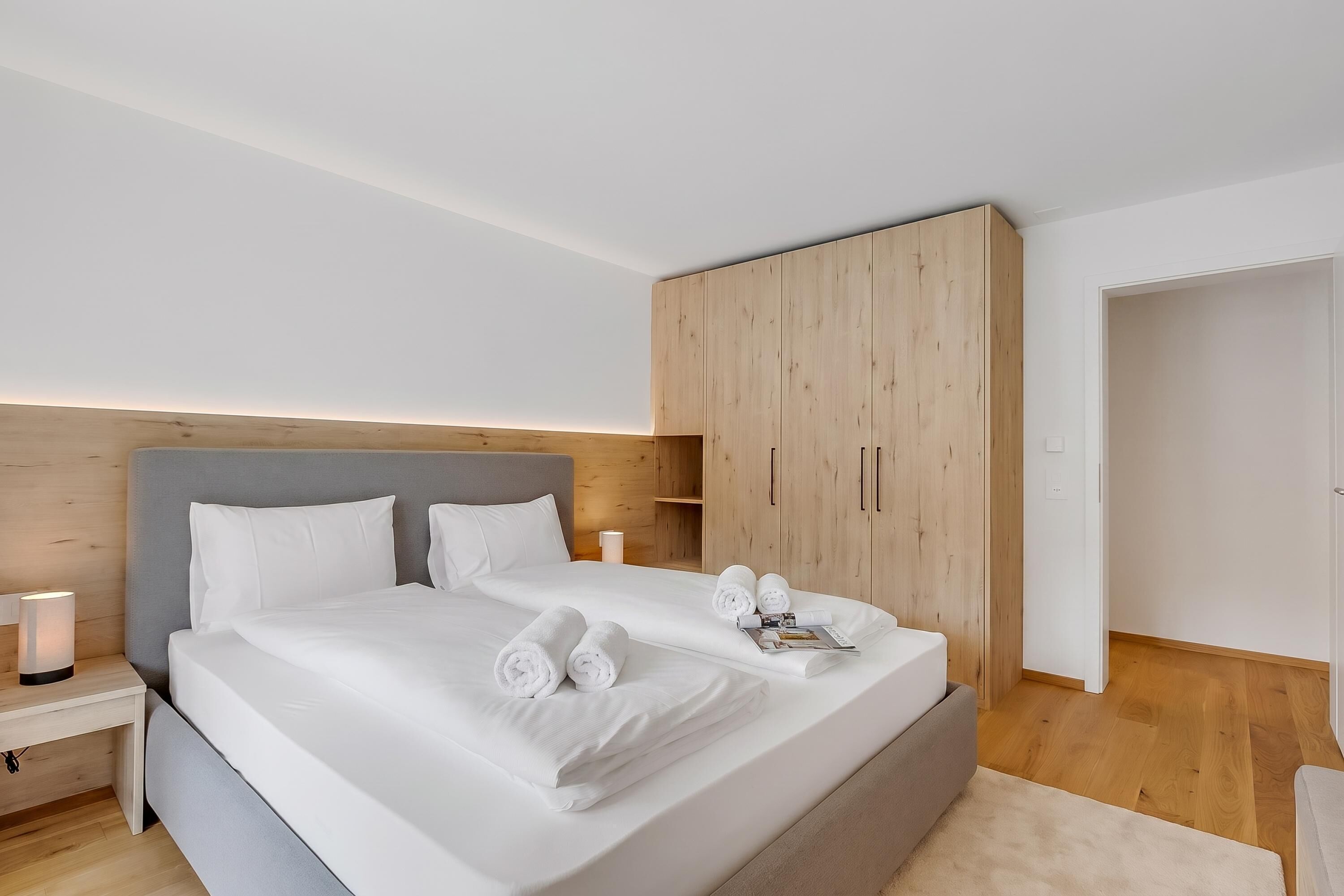 2 bedrooms, WiFi (free), bed sheets