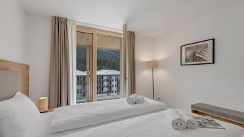2 bedrooms, WiFi (free), bed sheets