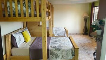 Family Quadruple Room | Free WiFi