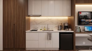 Mini-fridge, microwave, oven - Nomah Tan Dinh (Tan Dinh)