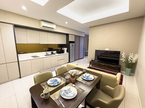 ดีลักซ์สตูดิโอ, ห้องครัวขนาดเล็ก, วิวเมือง | ร้านอาหาร