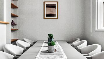 Apartment | Dining